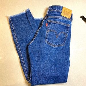 Levi’s wedgie straight jeans